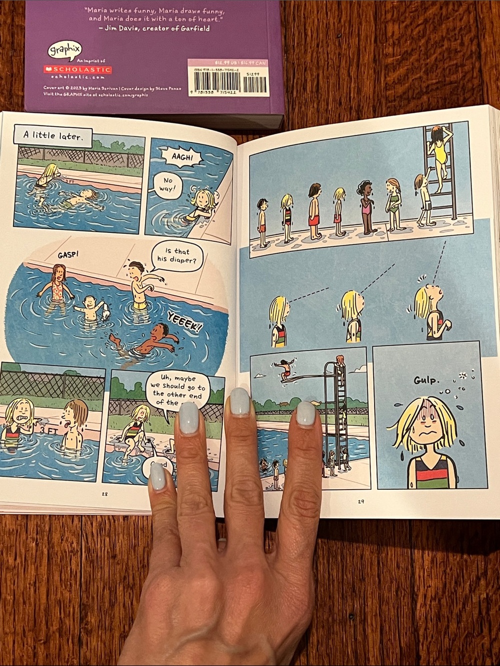 Set of four tween graphic novel paperback books - Picture 6 of 7